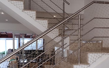 Redes de proteção para Escadas